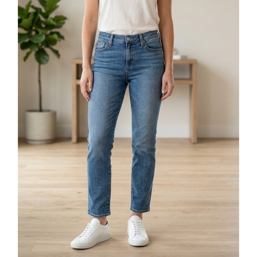 Joes Jeans The Lara Mid Rise Cigarette‎ Ankle Jeans Dazzling Blue Size 31